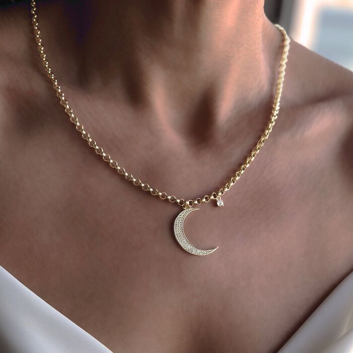 Akay Necklace